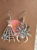 cutie Halloween spider earrings