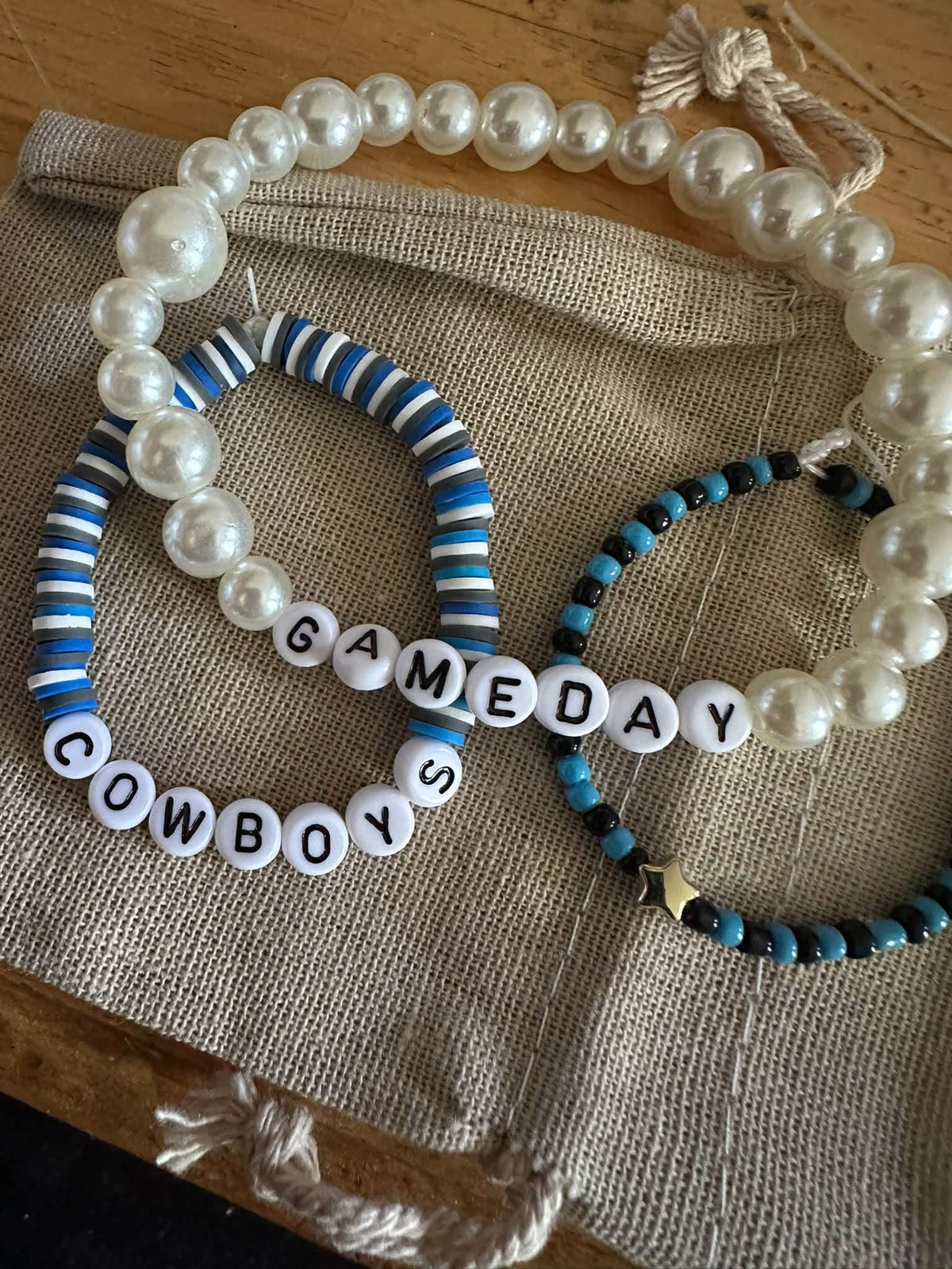 Cowboys game day beaded bracelet set